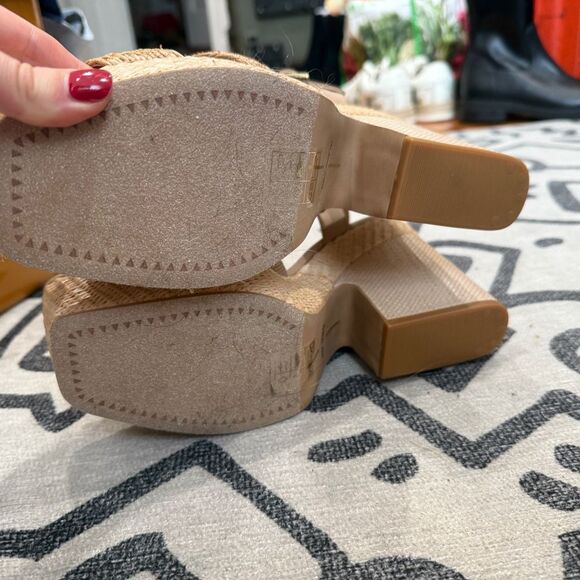 Dolce Vita Cale Heels NWOB - Picture 7 of 9